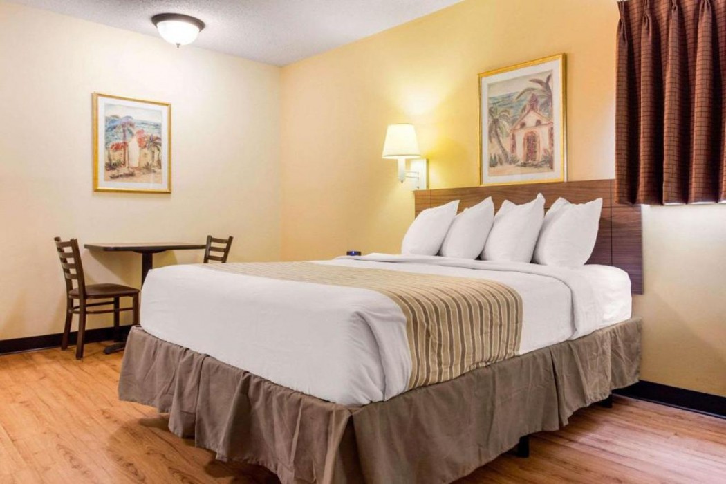 Studio 6 Extended Stay - Myrtle Beach, SC 16/60