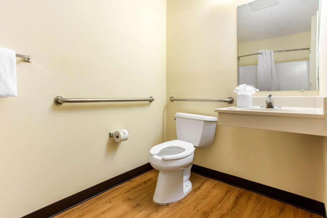 Studio 6 Extended Stay - Myrtle Beach, SC 13/60