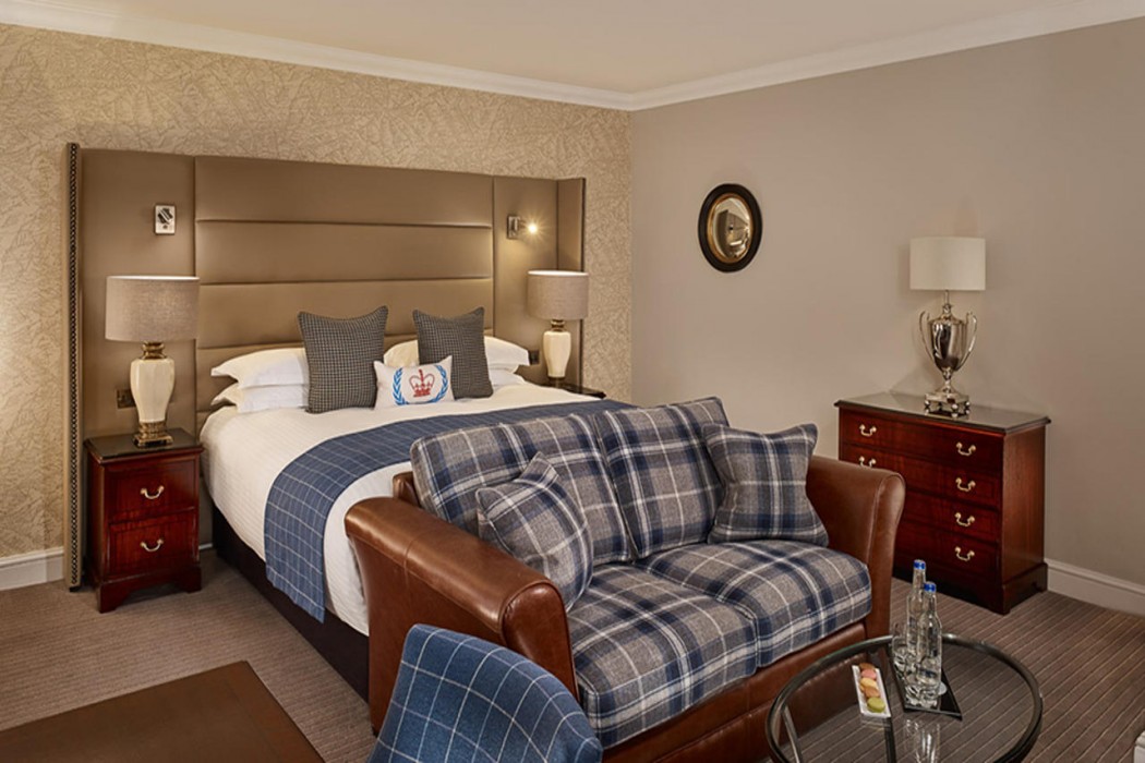 The Baileys Hotel London 11/57