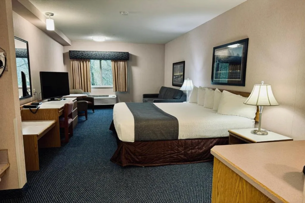 The Tillamook Inn 7/24