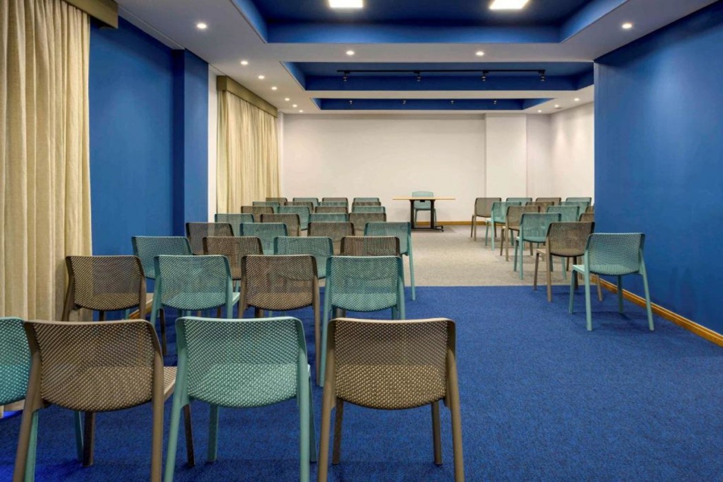 Hotel Euro Suite Curitiba Batel By Nacional Inn 8/10