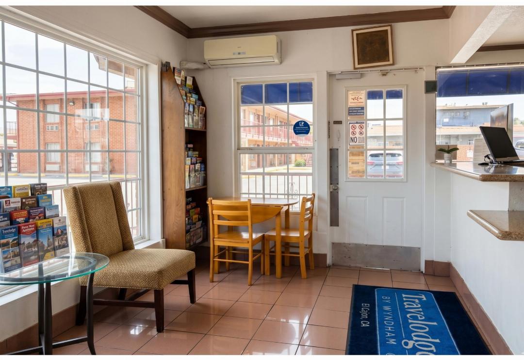 Om Park Inn and Suites El Cajon near San Diego 10/18