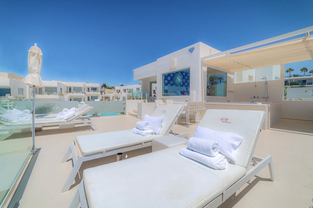 Lanis Suites De Luxe - Adults Only 56/108
