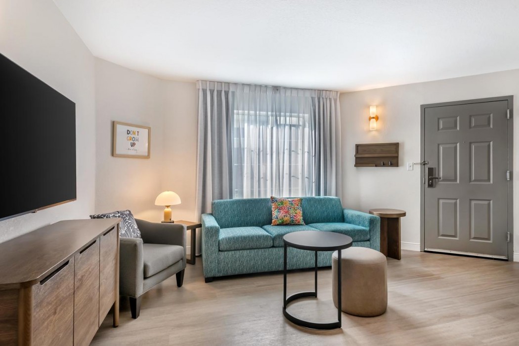 Sonesta ES Suites Orlando Lake Buena Vista 19/78
