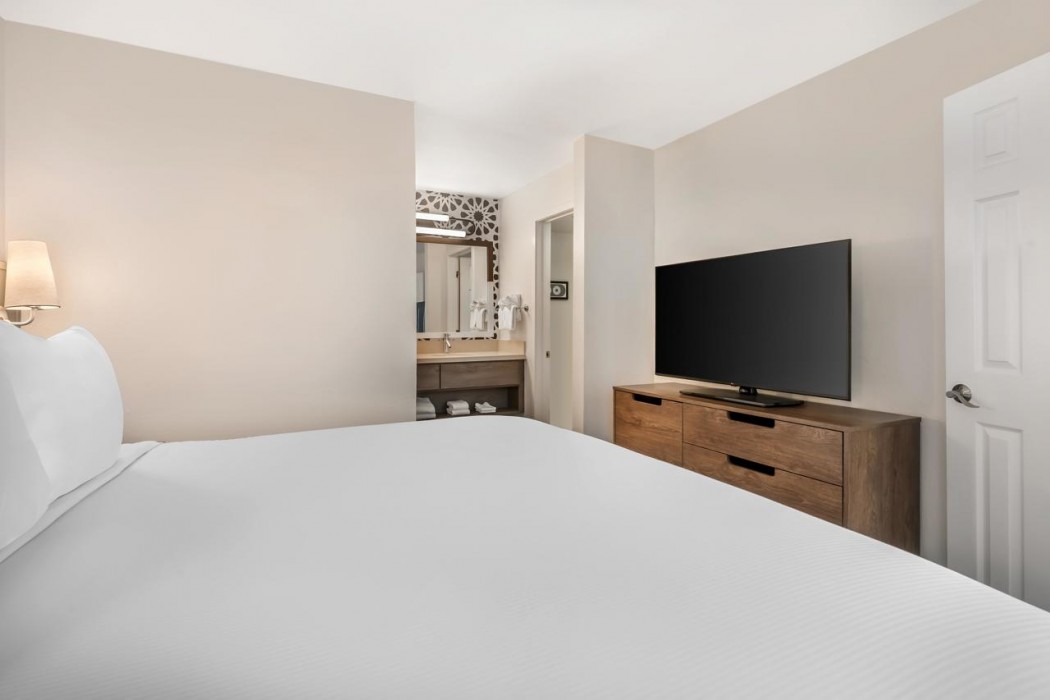 Sonesta ES Suites Orlando Lake Buena Vista 17/78