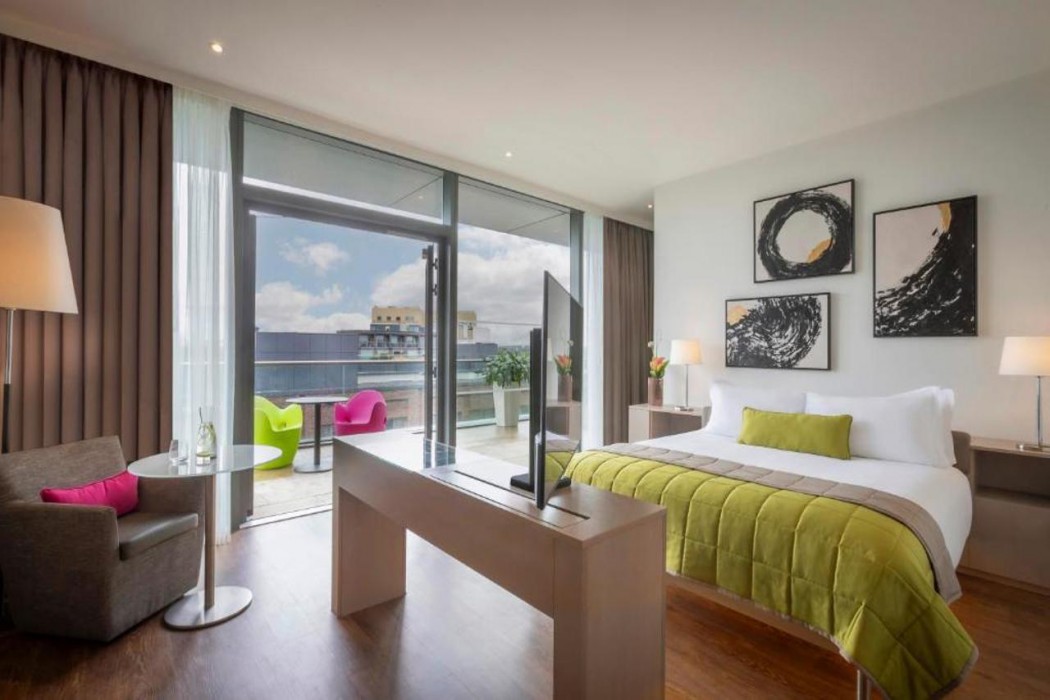 The Gibson Hotel 13/47