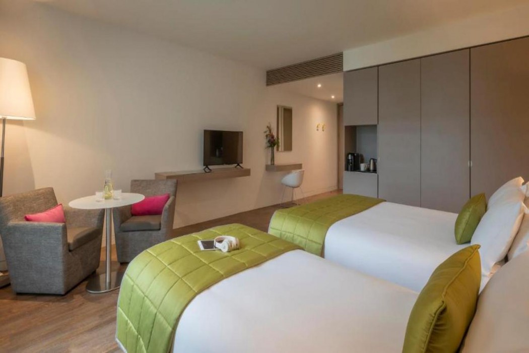 The Gibson Hotel 7/47