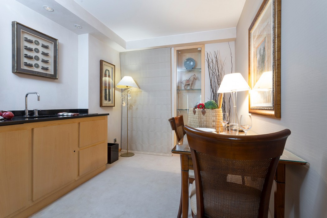 Suites del Mar Fenals 18/100