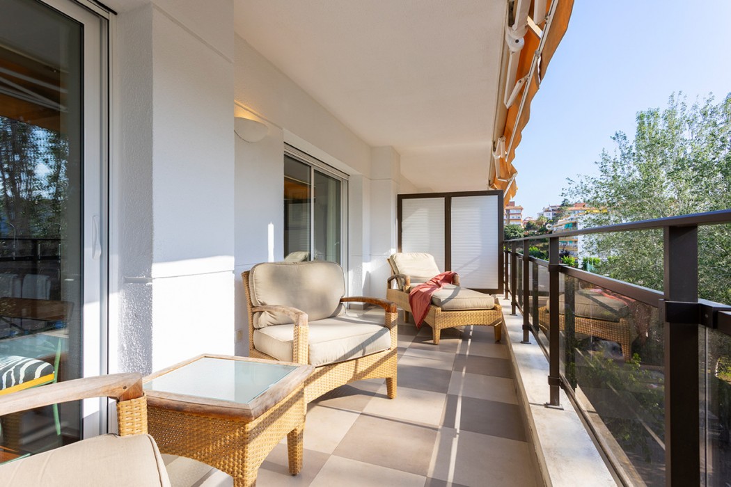 Suites del Mar Fenals 15/100