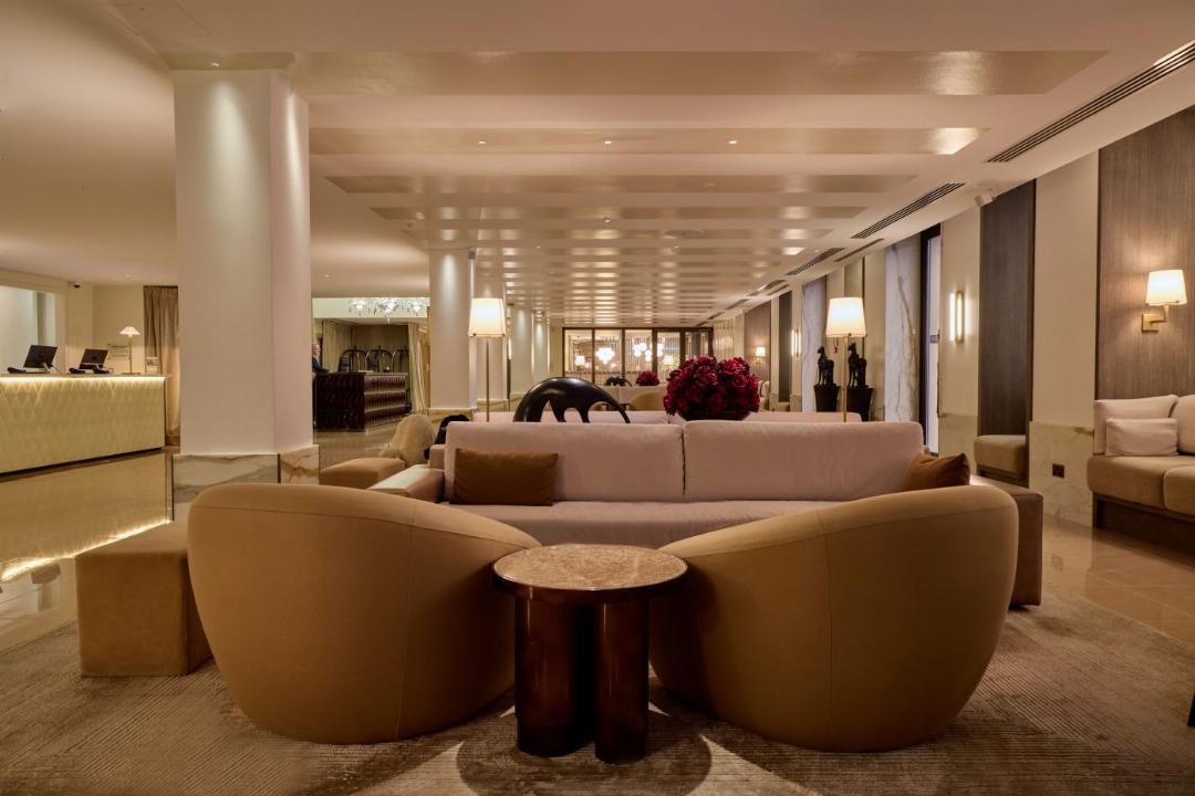 The May Fair Hotel, Mayfair, London 9/63
