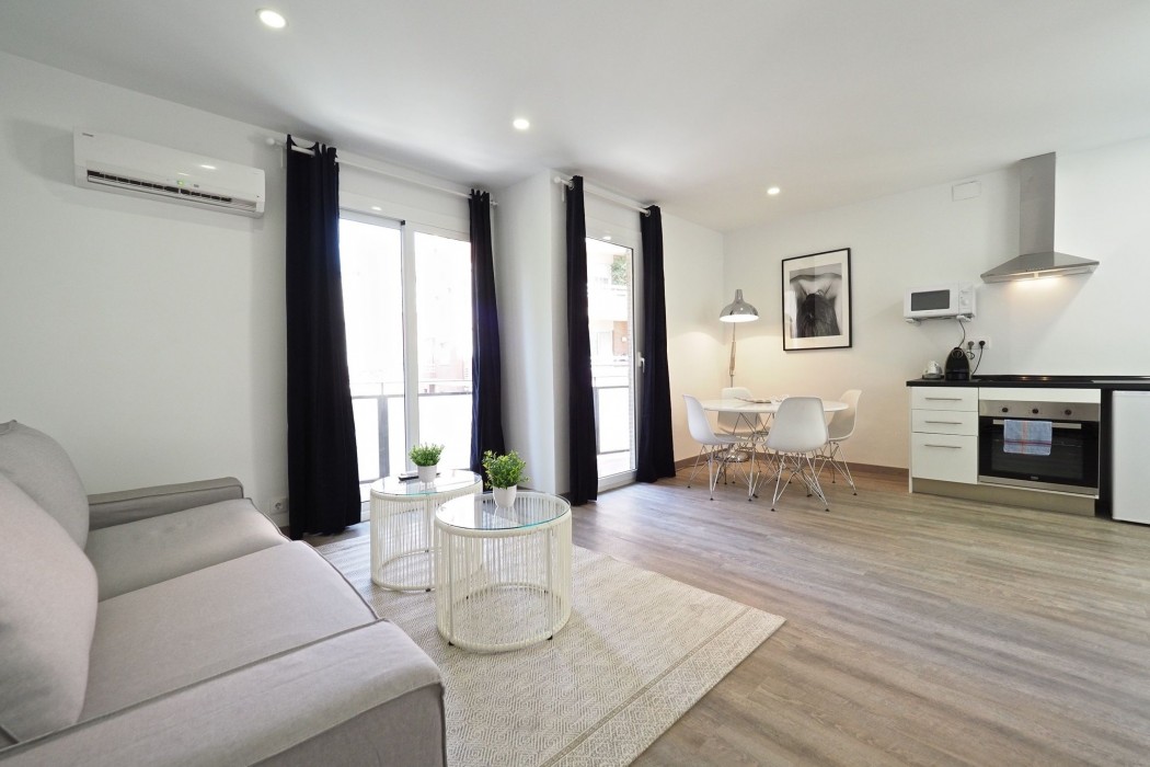 The White Flats Les Corts 14/20