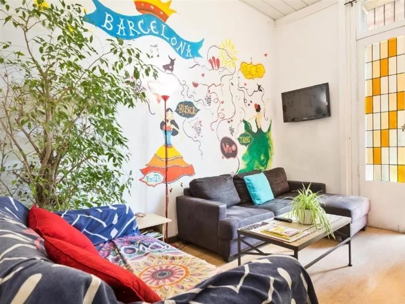 Casa Barcelo Hostel 24/55