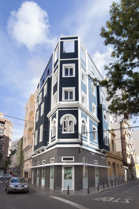 Gran Marina Suites 24/67