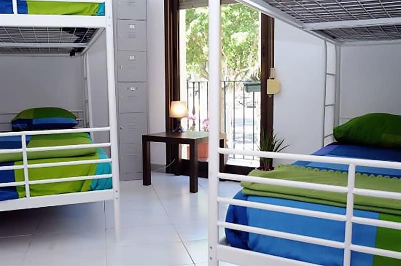 Hostels Meetingpoint 21/55