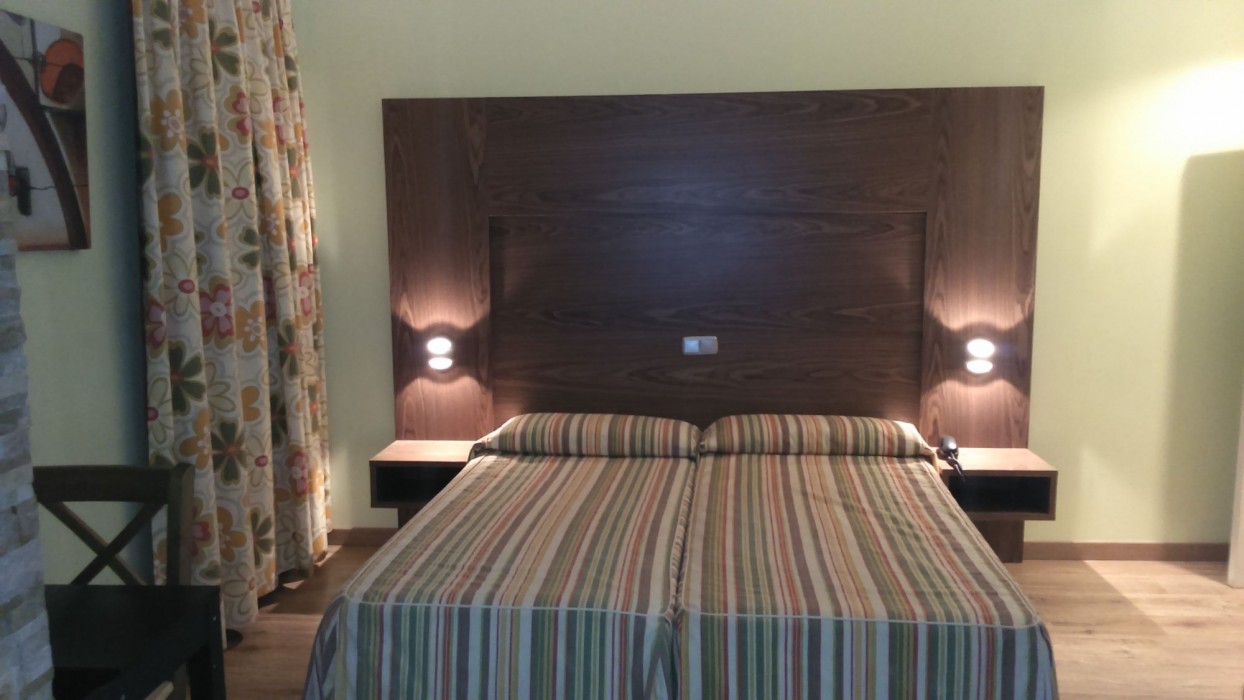 Hotel Ideal 12/42
