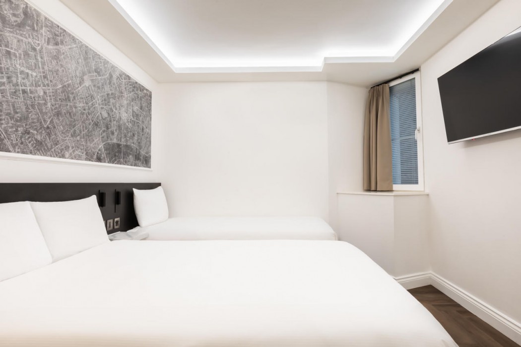 STG Hotel London Oxford Street 32/143