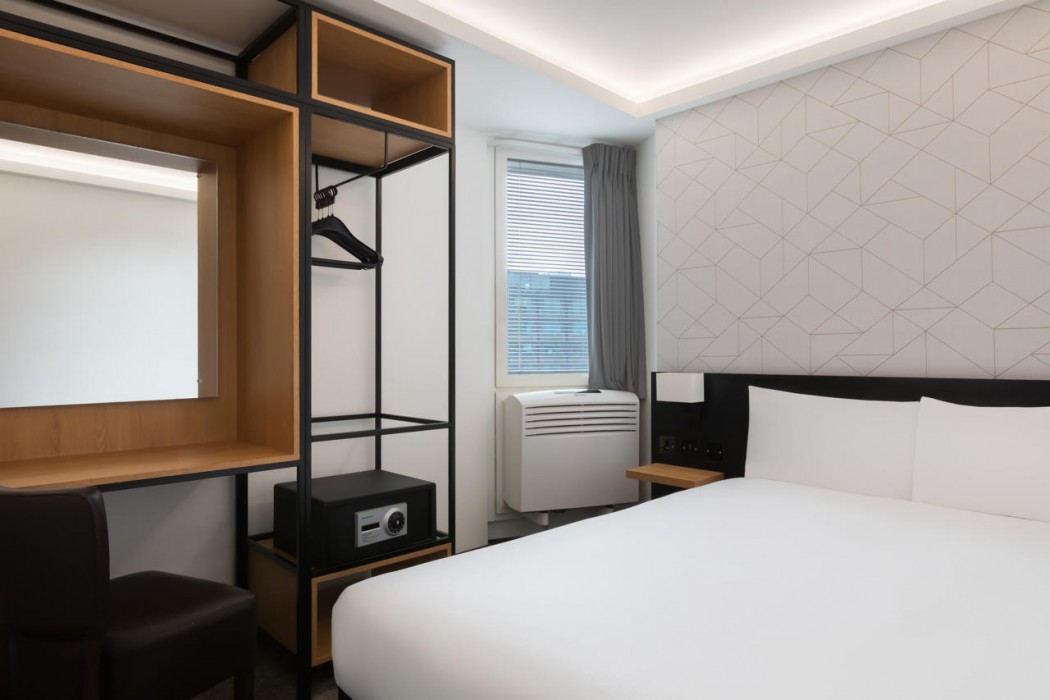 STG Hotel London Oxford Street 49/143