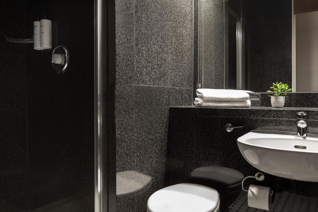 STG Hotel London Oxford Street 64/143