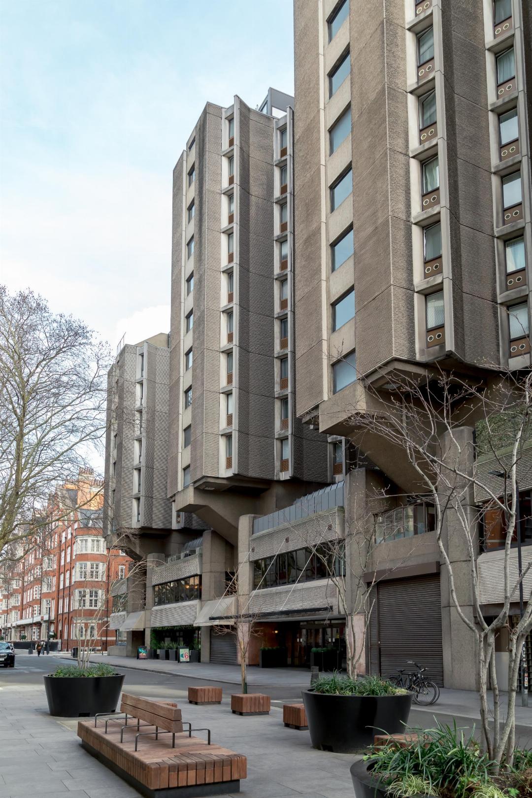 STG Hotel London Oxford Street 4/143