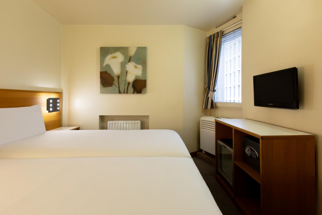 STG Hotel London Oxford Street 35/143