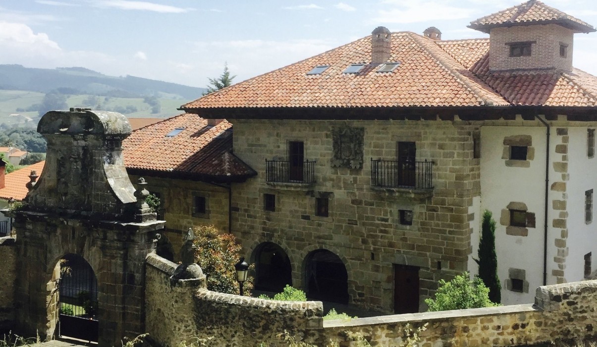 Palacio de Arce 59/98