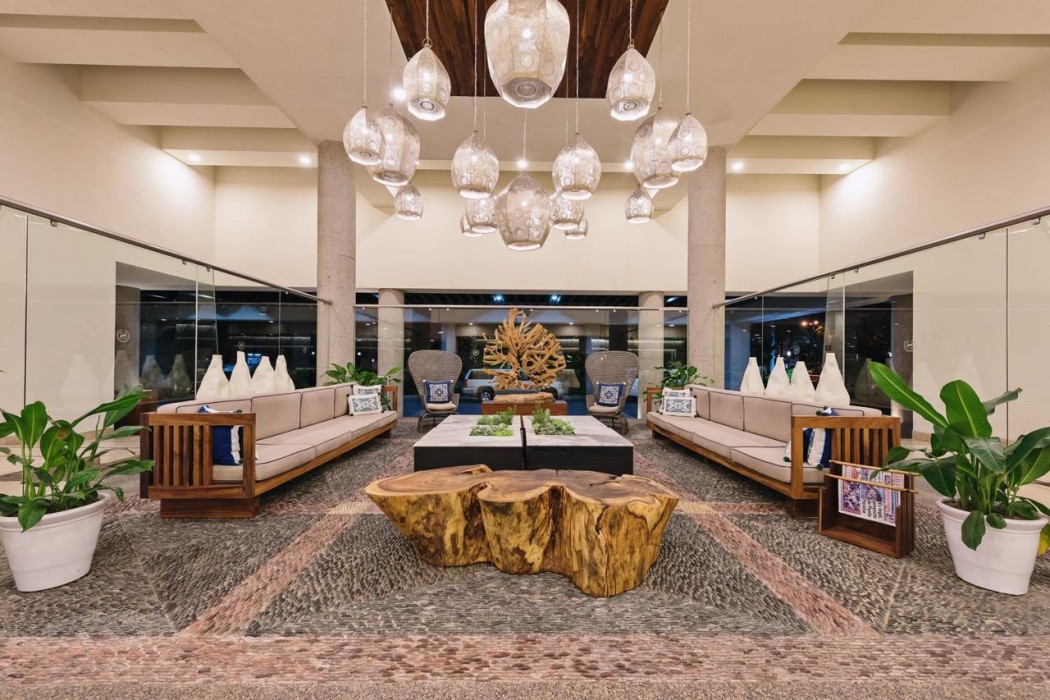 Sheraton Buganvilias Puerto Vallarta 7/66