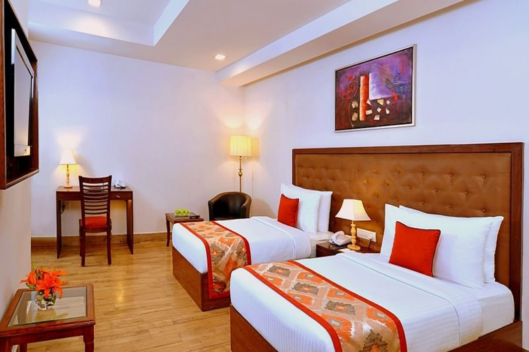 Taurus Sarovar Portico New Delhi 11/49