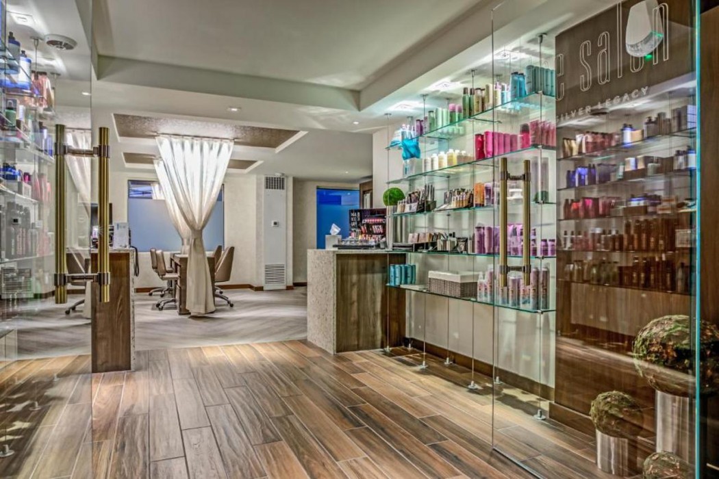 Silver Legacy Reno - A Caesars Rewards Destination 30/70