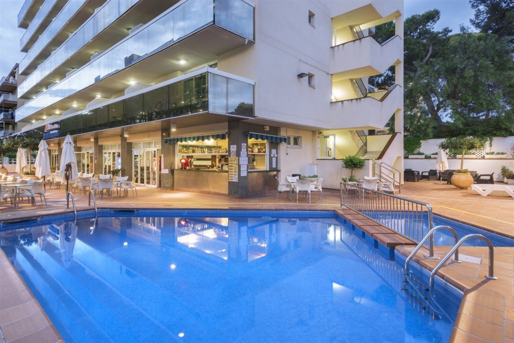 Ponient Aparthotel Marinada 20/48