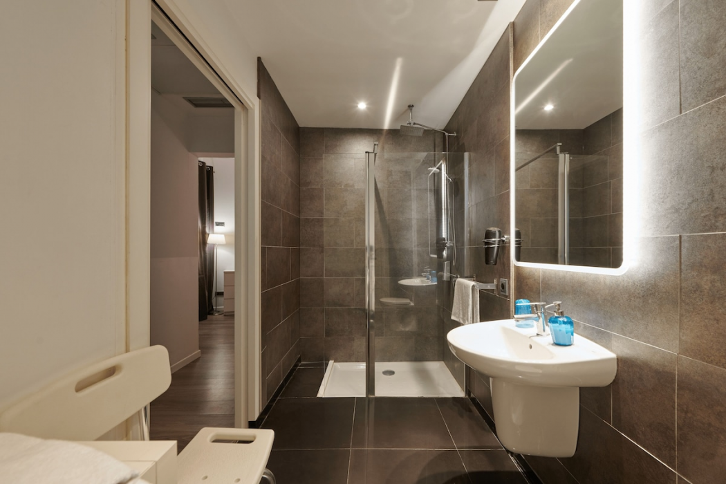 Hostal Mayerling Centro 18/33