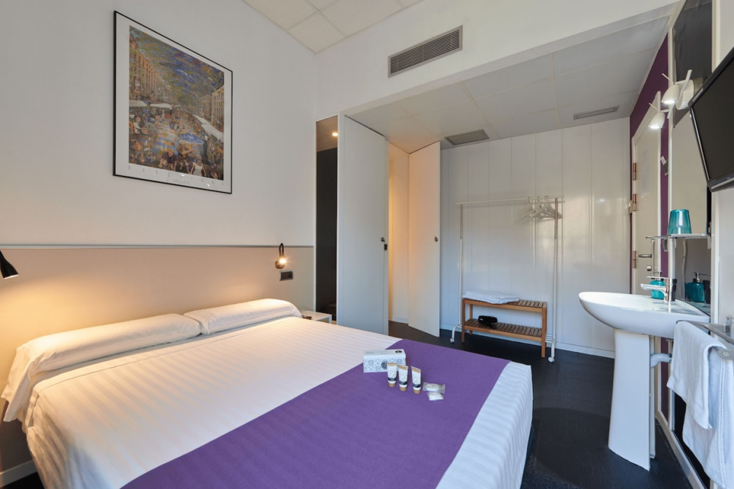 Hostal Mayerling Centro 10/33