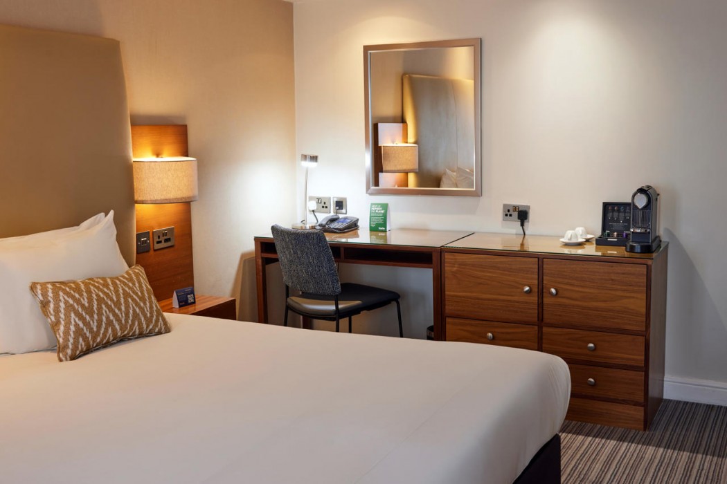 Thistle London Piccadilly 23/72