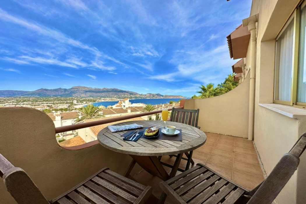 Albir Hills Apartments 18/63
