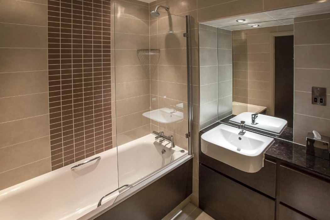 Best Western Plus Pinewood Manchester Airport-Wilmslow Hotel 7/20