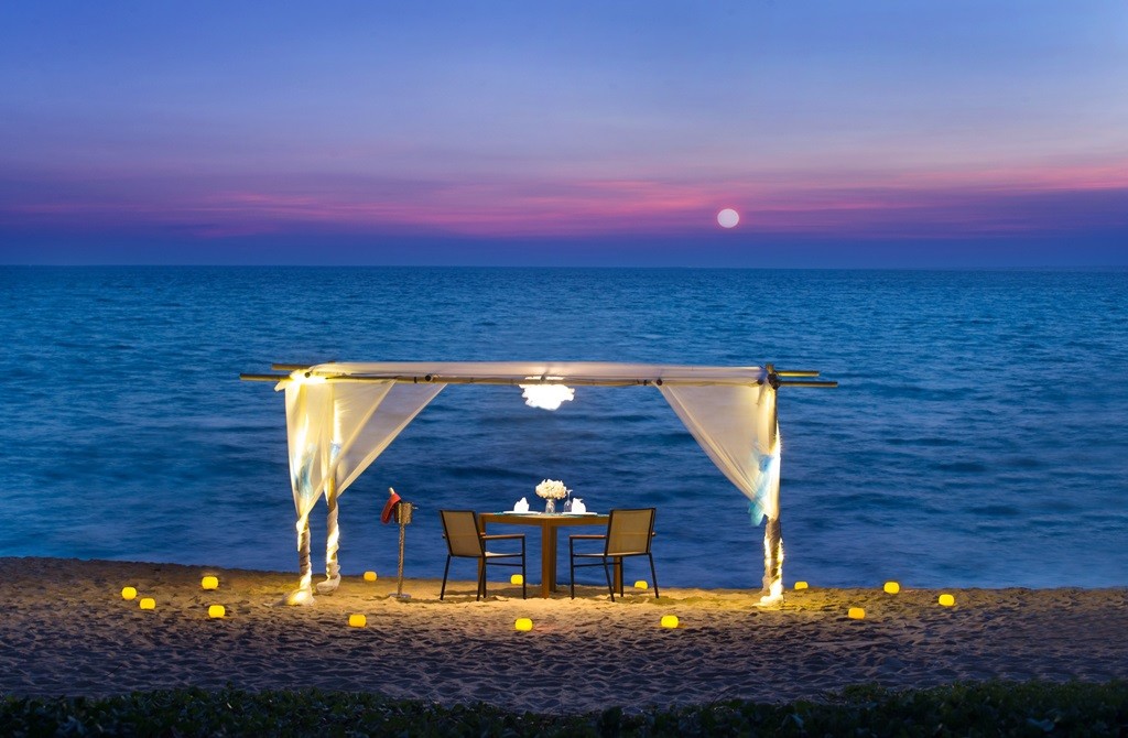 Le Meridien Phuket Mai Khao Beach Resort 36/60