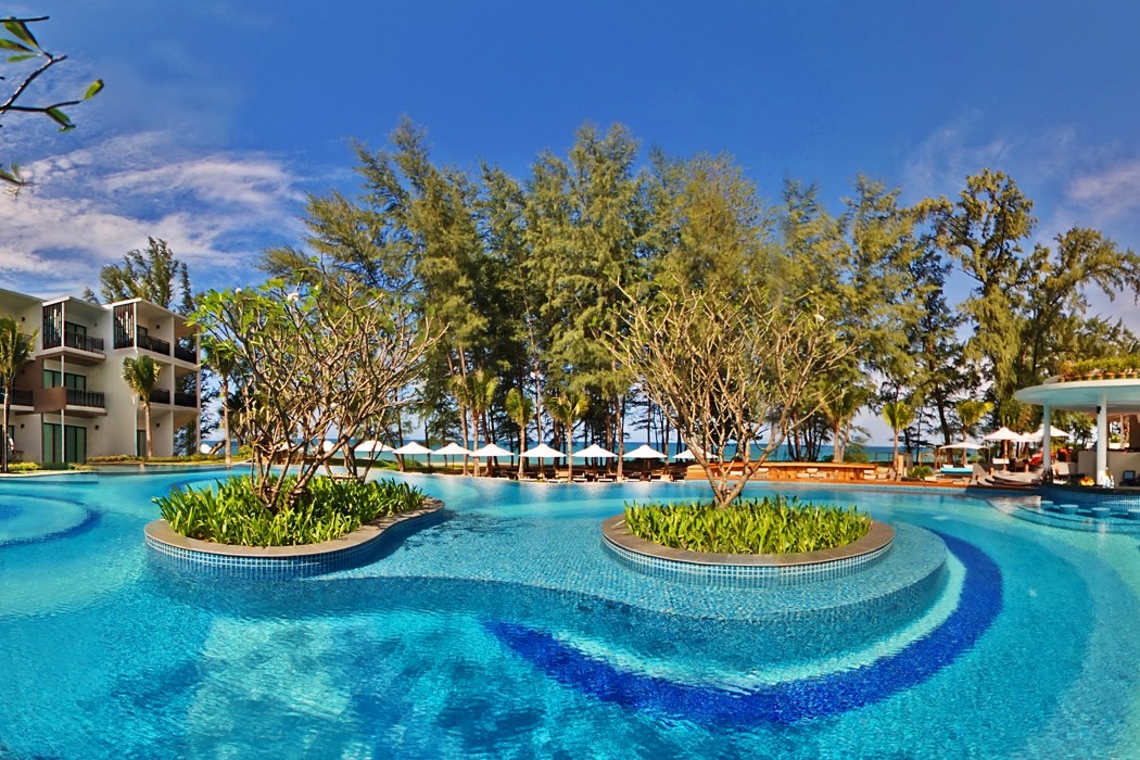 Le Meridien Phuket Mai Khao Beach Resort 5/60