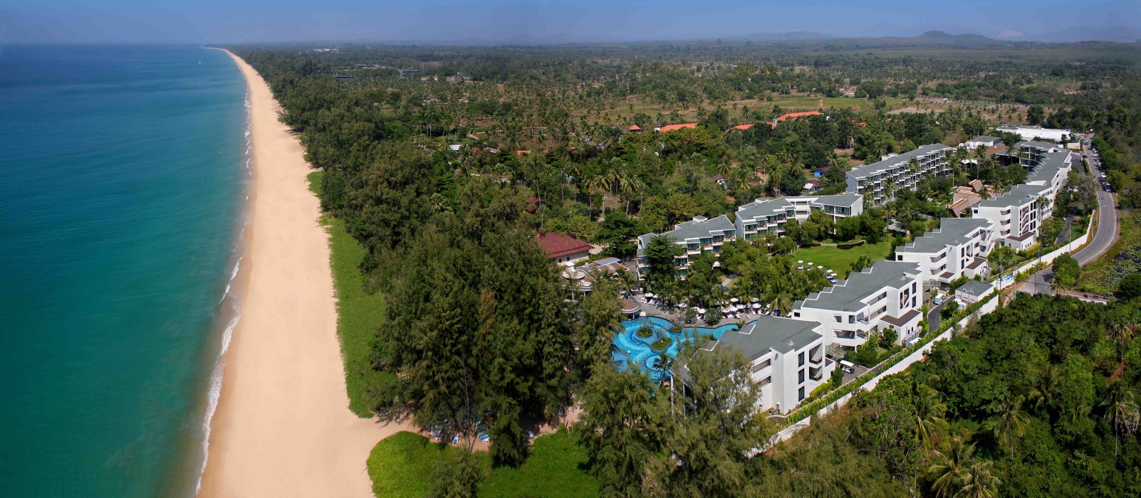 Le Meridien Phuket Mai Khao Beach Resort 2/60