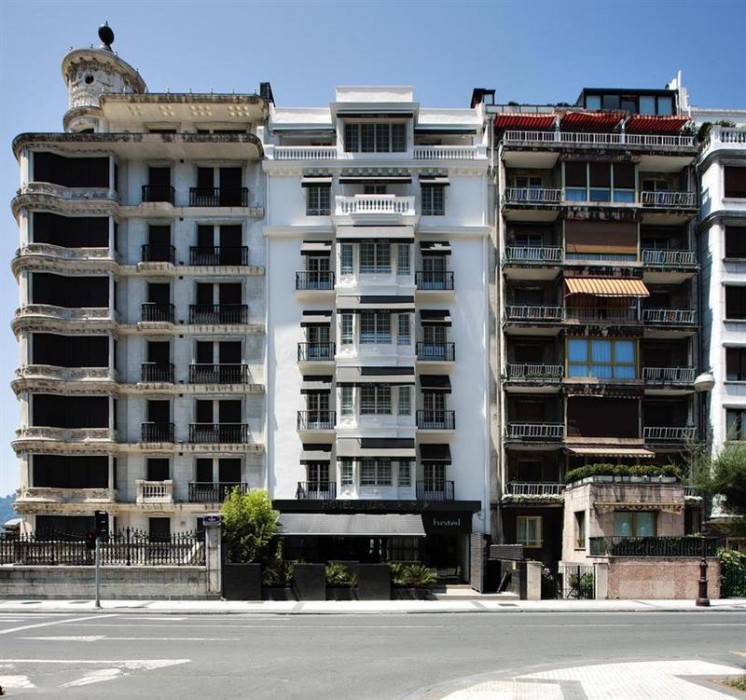 Hotel Niza 39/75