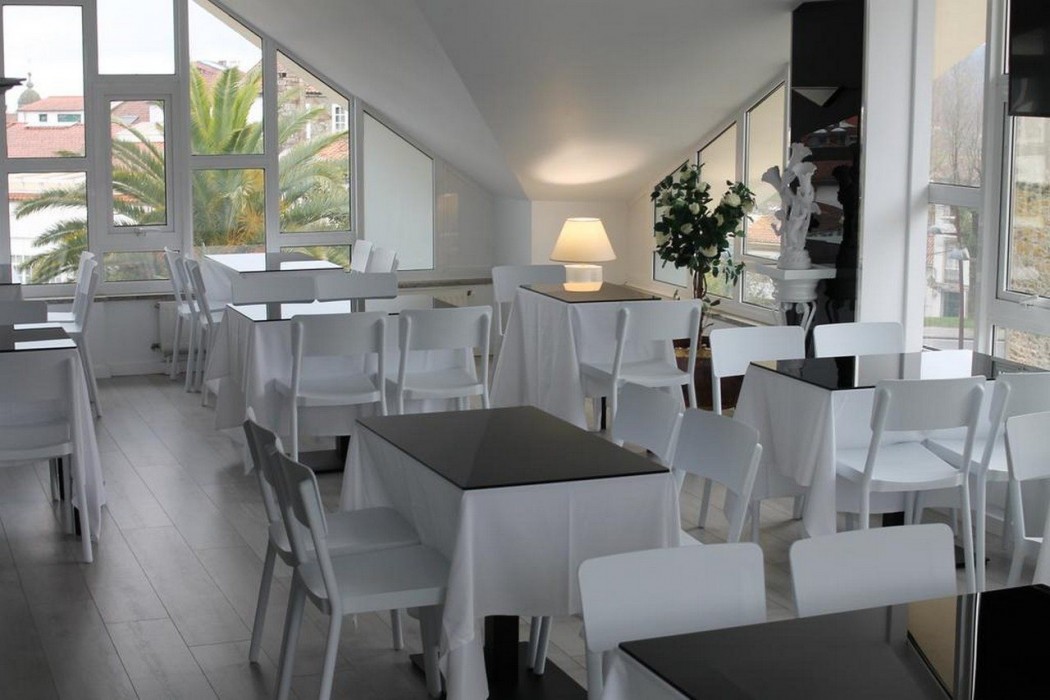 Hotel Albergue La Salle 18/55