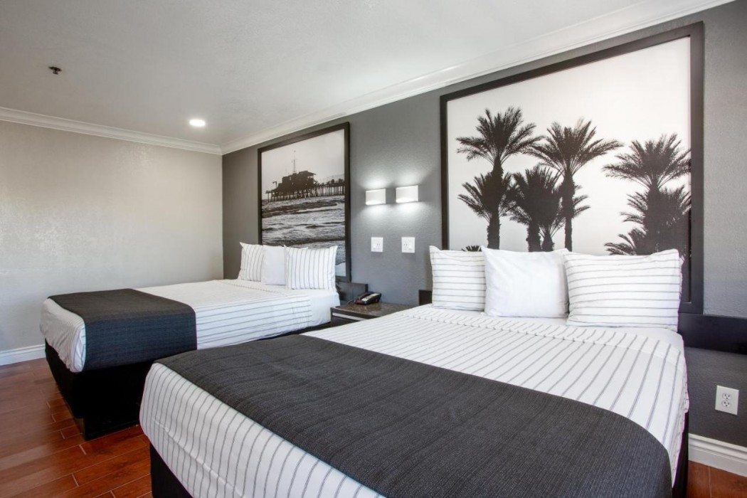 Elev8 Hotel Los Angeles LAX 5/20