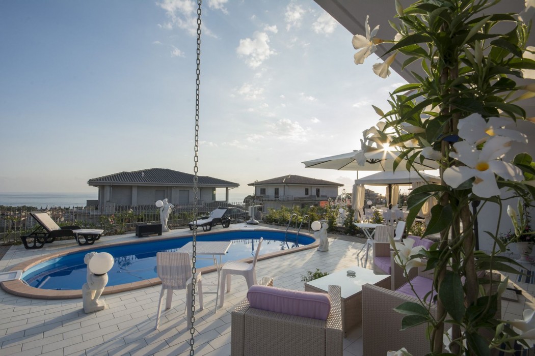 Villa Armonia 43/93
