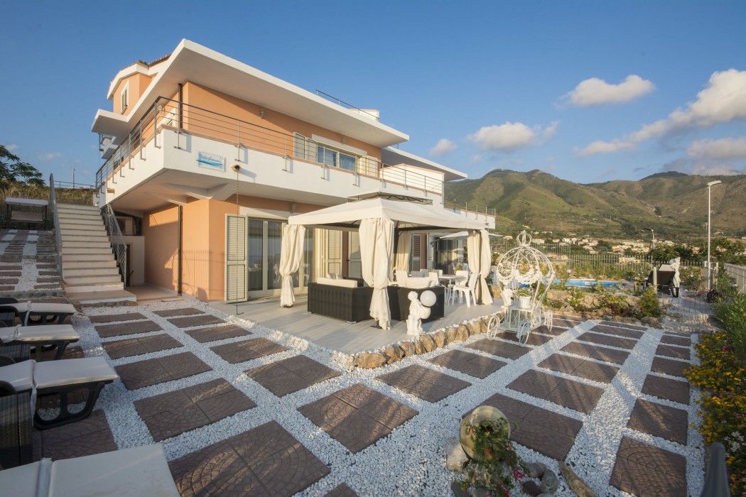 Villa Armonia 59/93