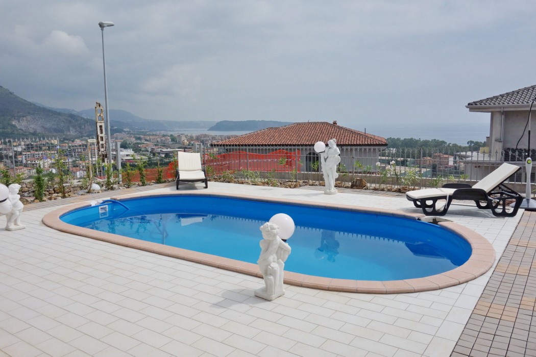 Villa Armonia 33/93