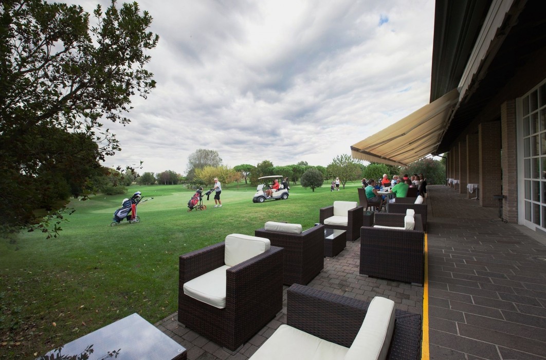Hotel Golf Inn 10/73