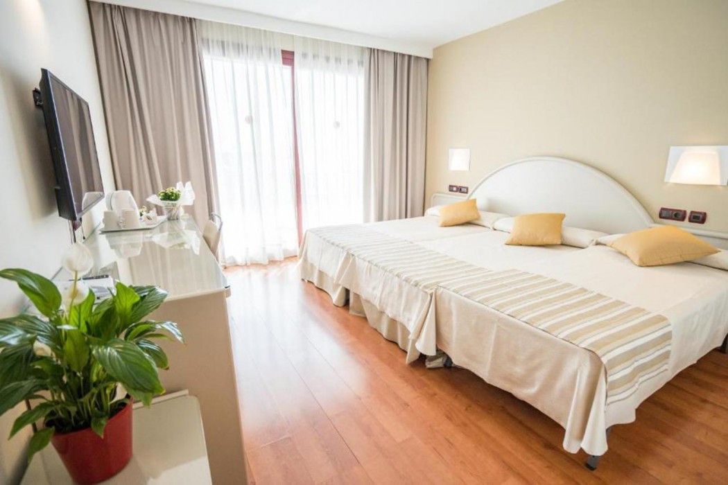 Gran Hotel Costa del Sol 16/65