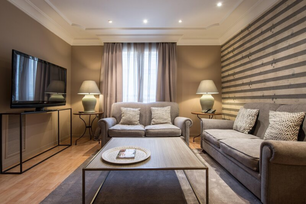 Vincci Lys Hotel 18/65