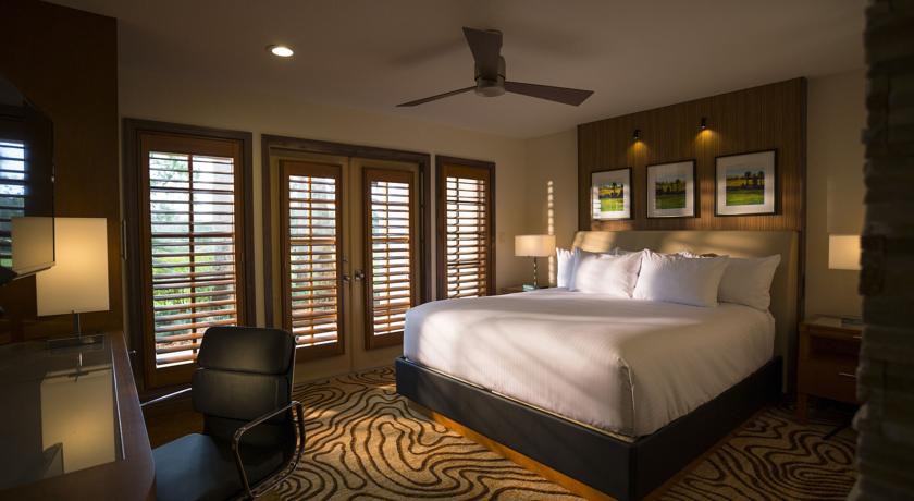 Villas of Grand Cypress 3/38