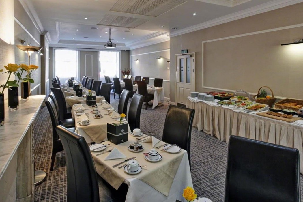 Grange Beauchamp Hotel 53/60