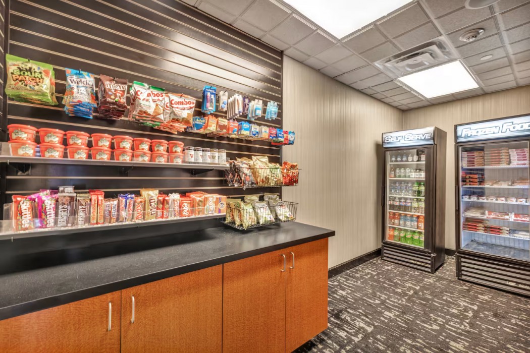 Holiday Inn Express & Suites Raleigh West - Lenovo Center 65/102