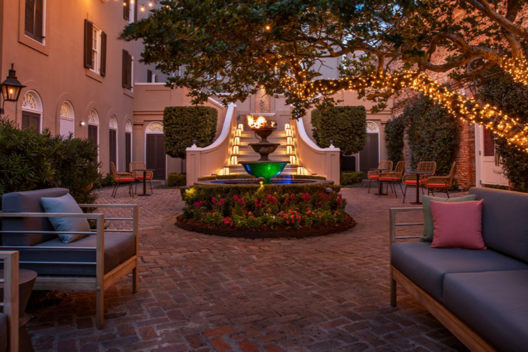 Hotel de la Poste - French Quarter, a Renaissance Hotel 2/19